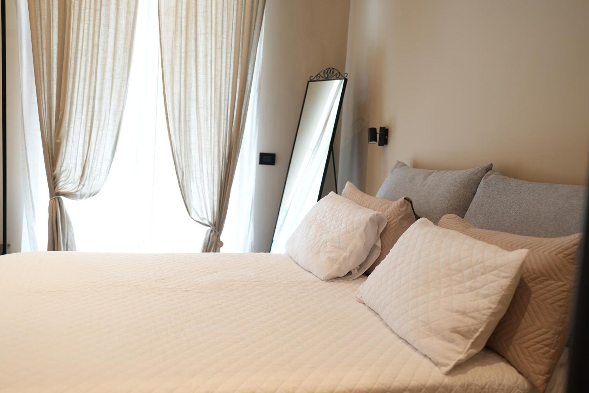 Alma House Apartment *